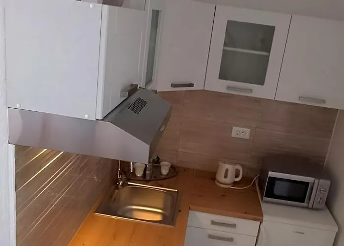 Apartman More * 巴什卡沃达